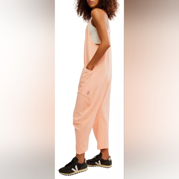 FP Movement Hot Shot Onesie Pastel Peach Sleeveless Romper Jumpsuit - Picture 5 of 6